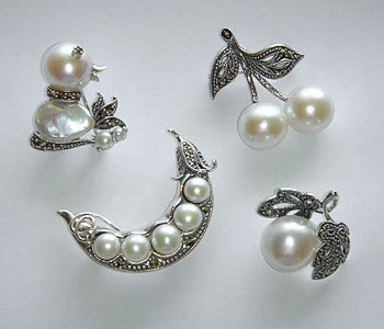 Victorian style & pearls 004